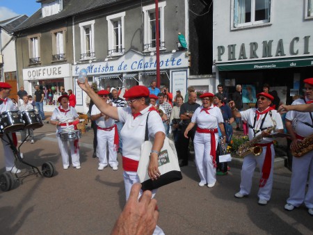 Juillet 2014 - Animation à CHATEAU-CHINON (58)
